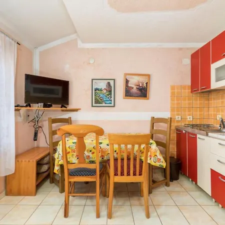 Apartamento Manda Valbandon